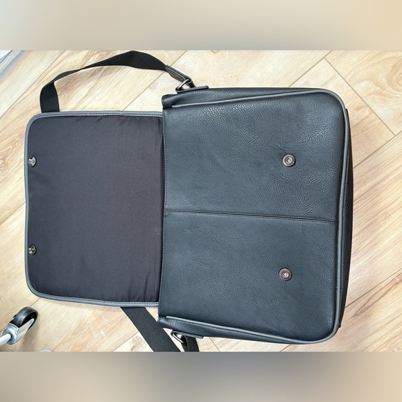 NWOT- MENS TED BAKER LAPTOP BAG - Picture 3 of 5